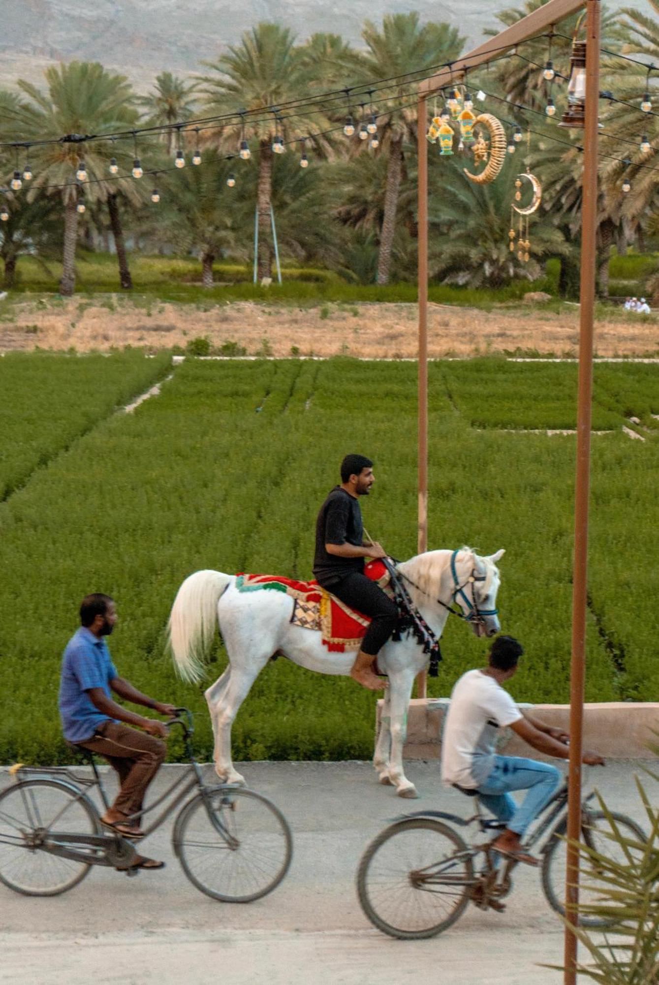 بيت نُزل السلام Bait Salam Inn Al Ḩamrāʼ Exterior foto